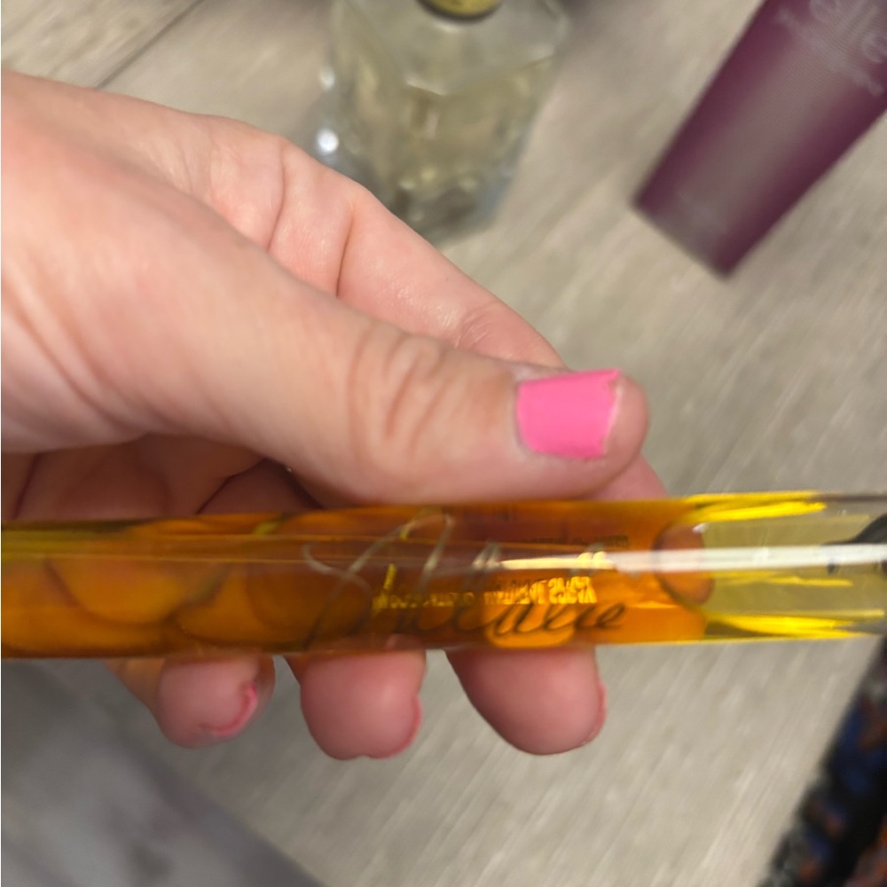 Natalie perfume -Natalie Wood EDT spray used lightly - Picture 3 of 6